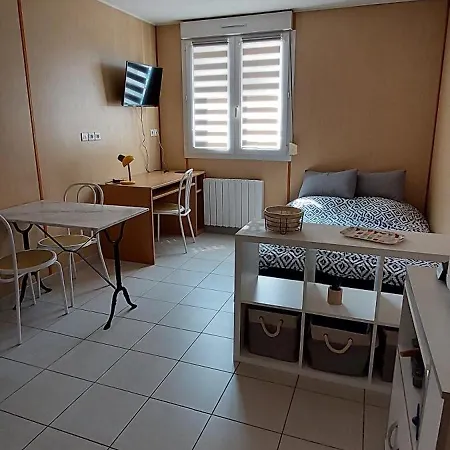 Apartment Calme, Entre Centre Et La Rochelle (Charente-Maritime)