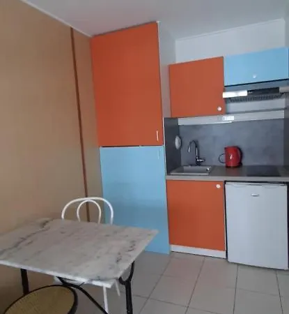 Calme, Entre Centre Et Apartment